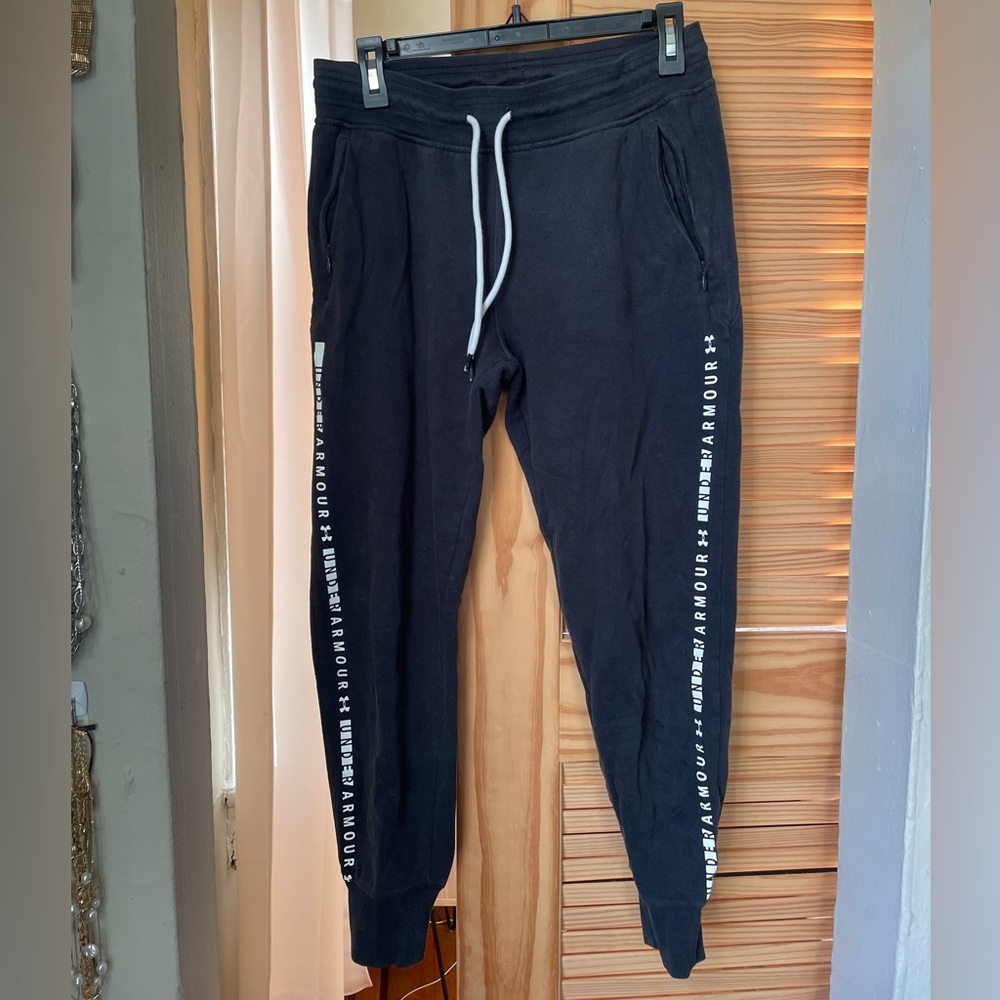 Under Armour Sweatpants Black Small